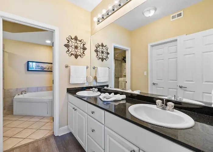 San Carlos 609 By Youngs Suncoast